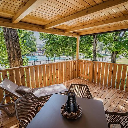 Premium Mobile Tree House With Thermal Riviera Tickets Чатеж-об-Сави Экстерьер фото