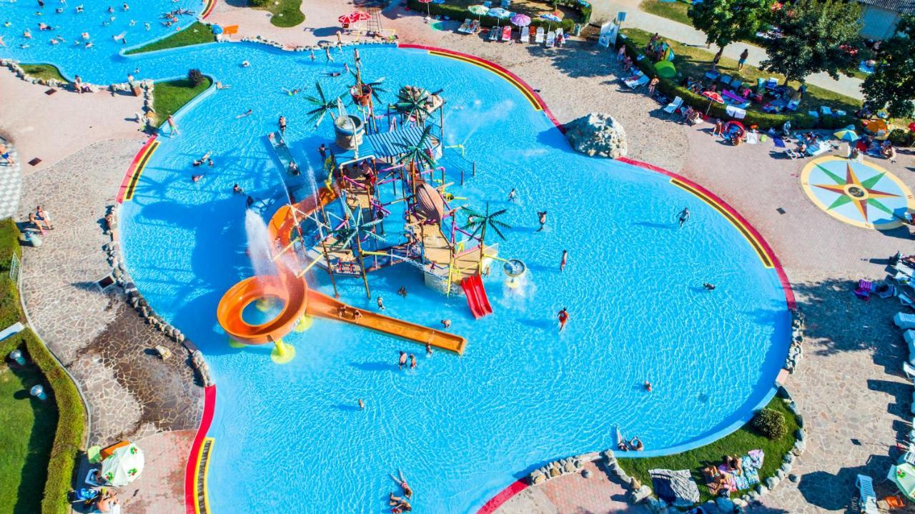 Premium Mobile Tree House With Thermal Riviera Tickets Чатеж-об-Сави Экстерьер фото