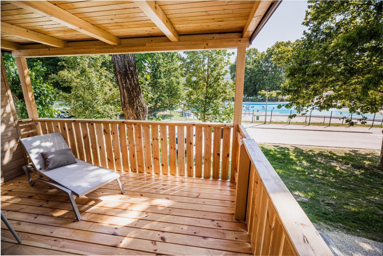 Premium Mobile Tree House With Thermal Riviera Tickets Чатеж-об-Сави Экстерьер фото