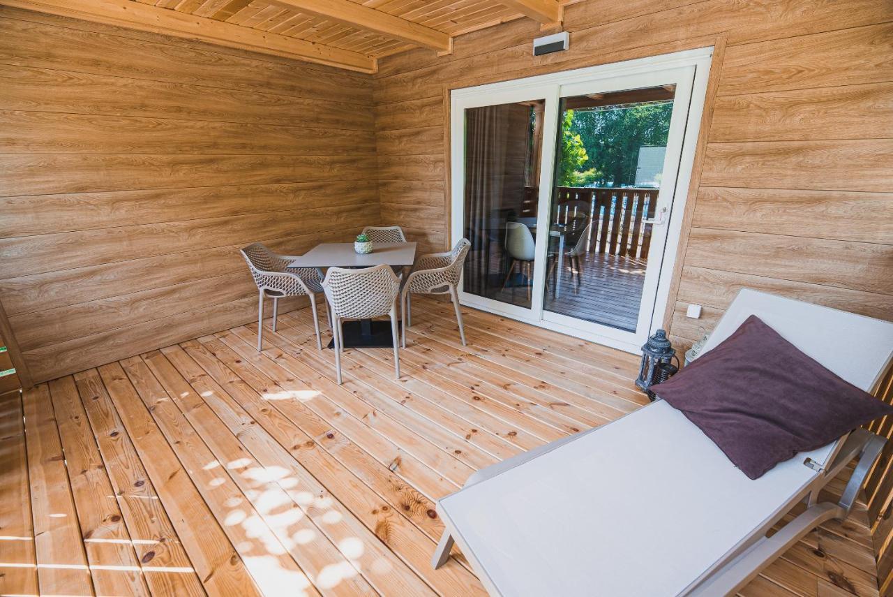 Premium Mobile Tree House With Thermal Riviera Tickets Чатеж-об-Сави Экстерьер фото